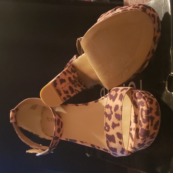 Torrid Leopard Tapered Platform Heel - Picture 2 of 6